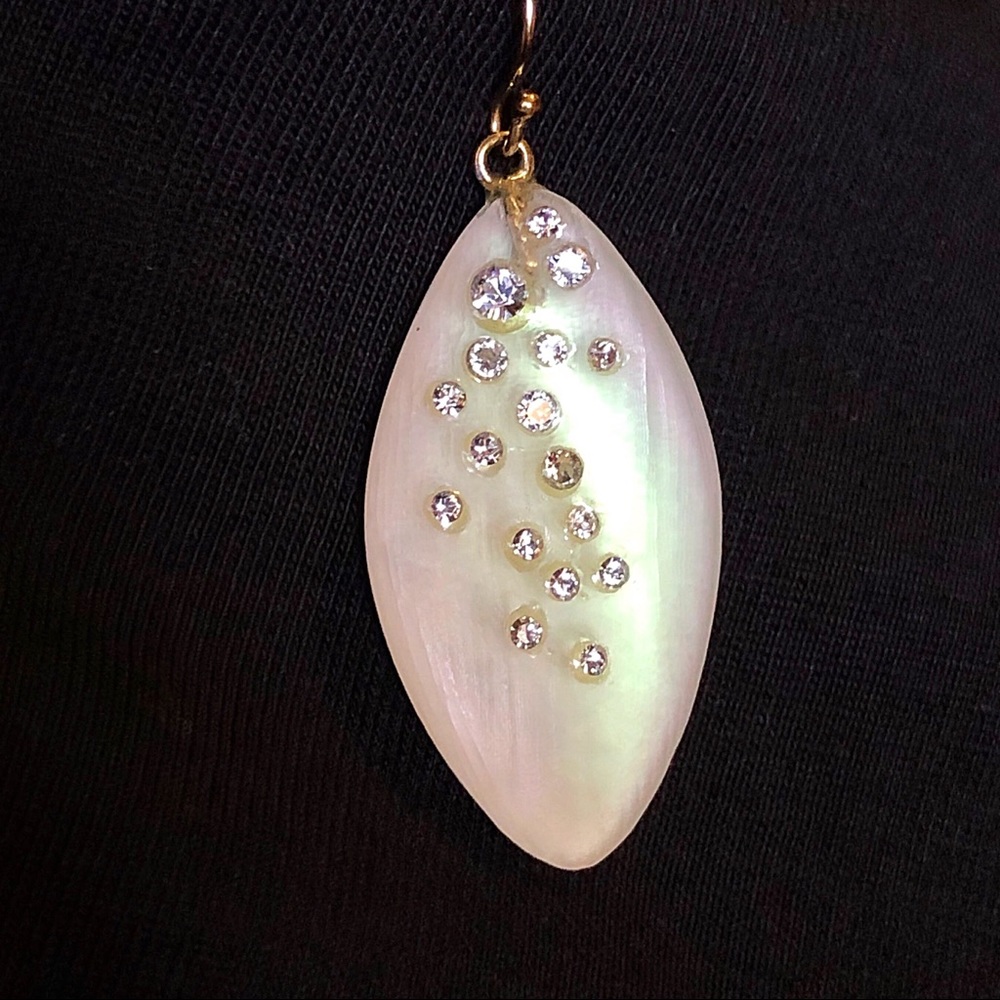 SINGLE Alexis Bittar Iridescent Leaf Earring